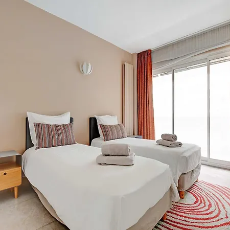 Exceptional 3bdr 6p - View Of The Eiffel Tower Διαμέρισμα