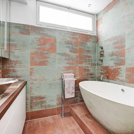 Exceptional 3bdr 6p - View Of The Eiffel Tower Апартаменты *